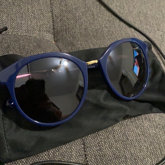 Balmain sunglasses in Blue